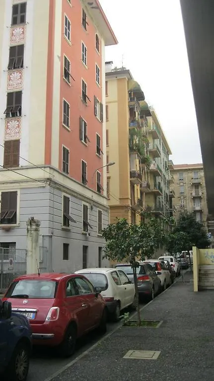 Mare e Dintorni CITRO11015-AFF-0200 Hotel La Spezia 0*,  Italia